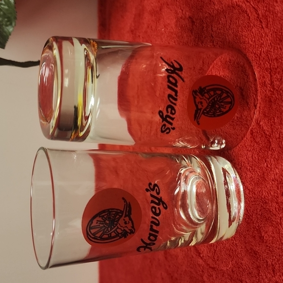 Harvey's Dining Vintage Set Of 2 Harveys Casino Red Dot Drinking